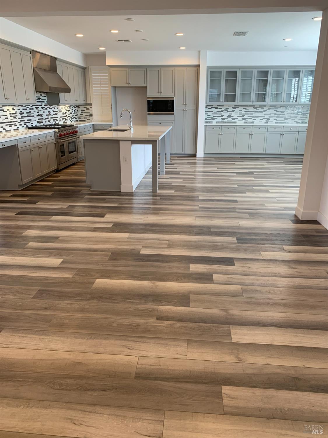 MLS #324020160 img 3