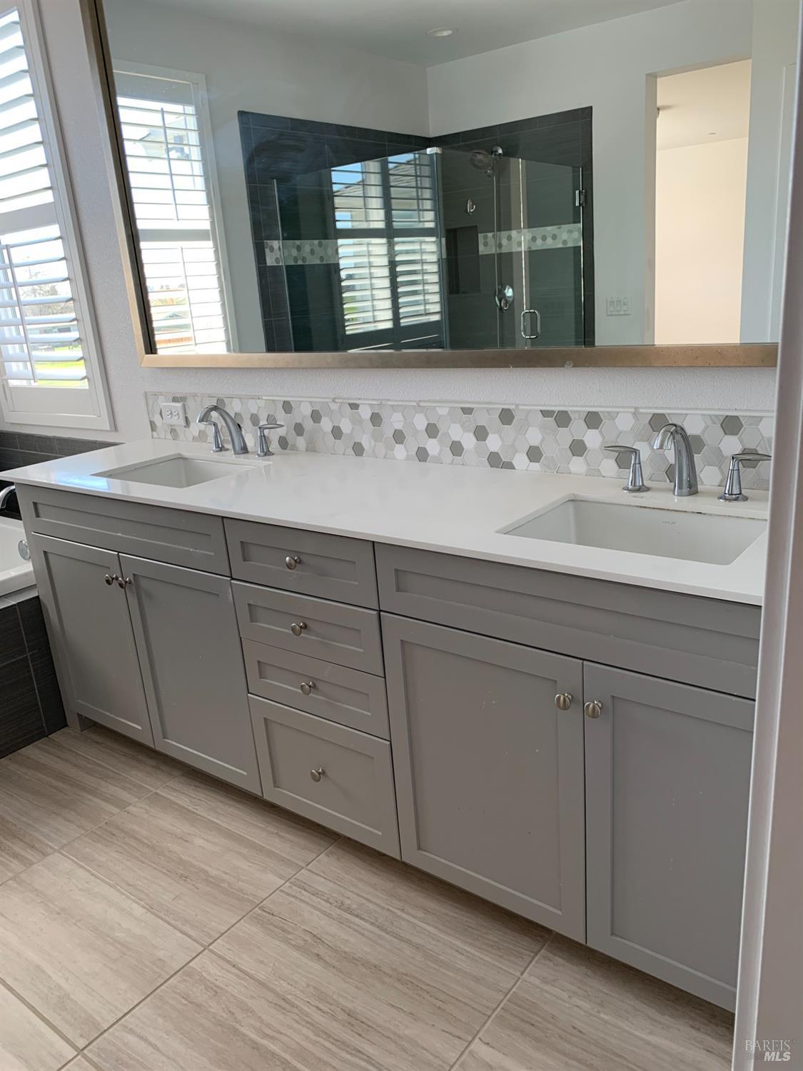 MLS #324020160 img 9