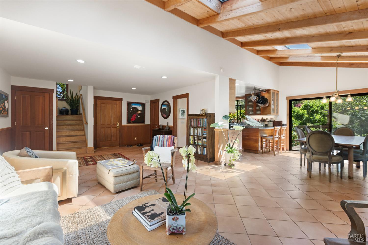 MLS #325043400 img 6