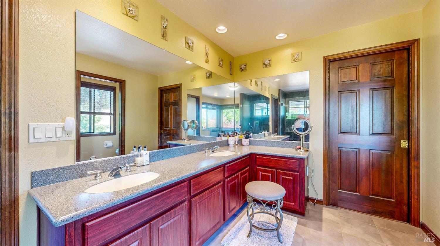 MLS #325054240 img 27