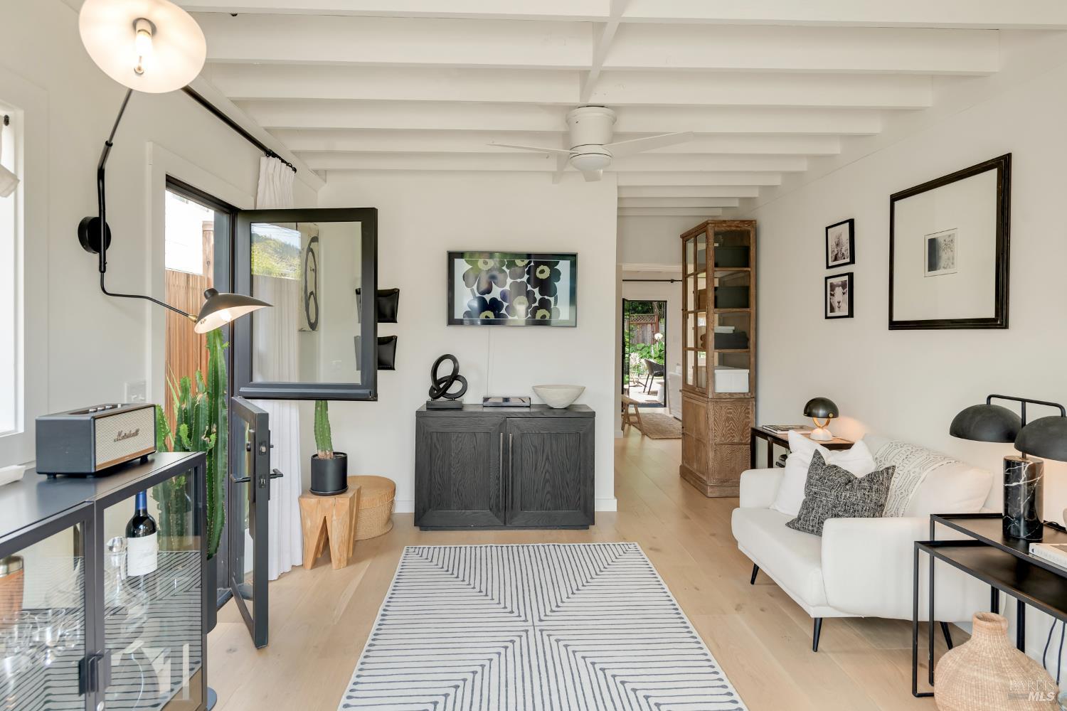 MLS #325067831 img 3