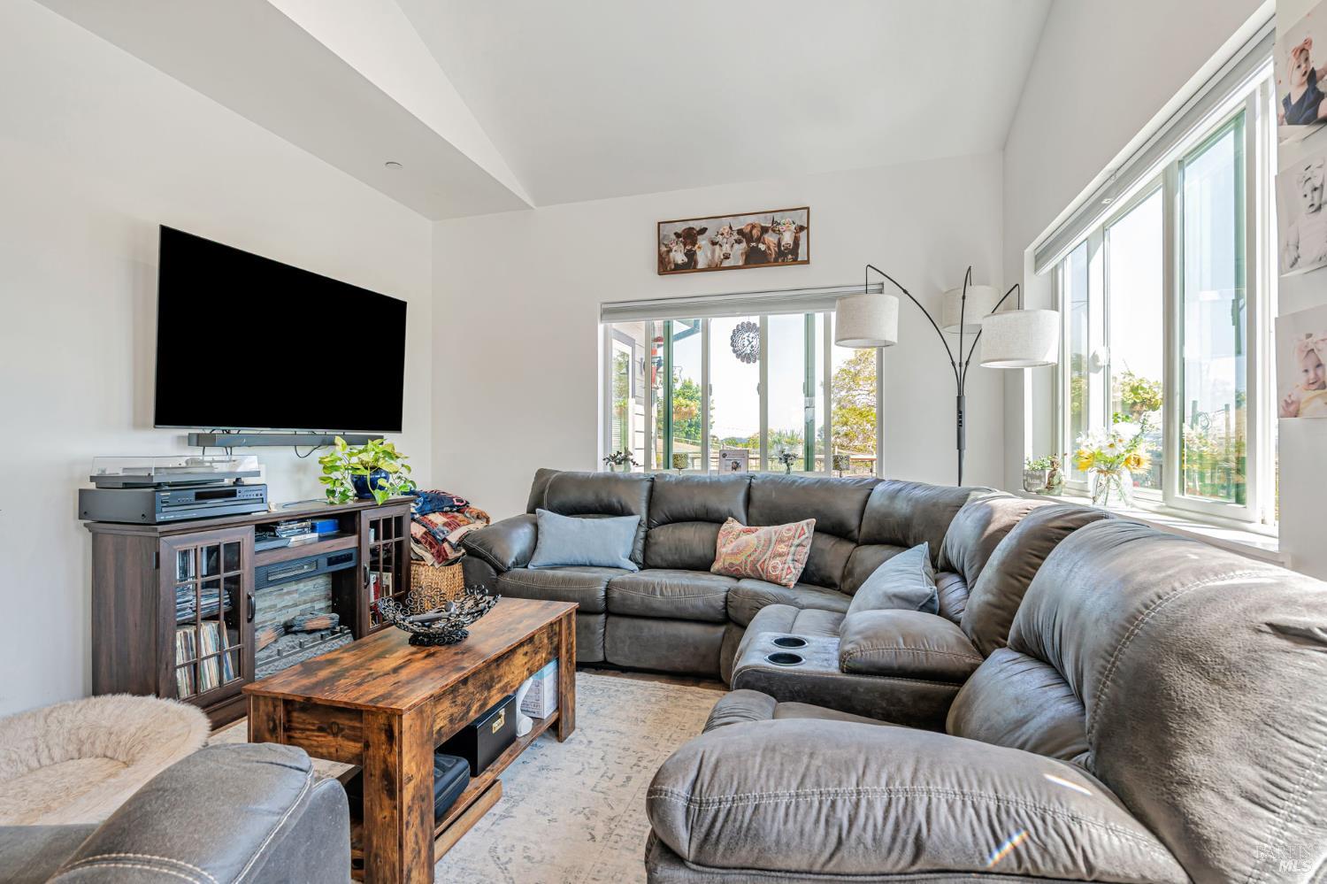 MLS #325077875 img 28