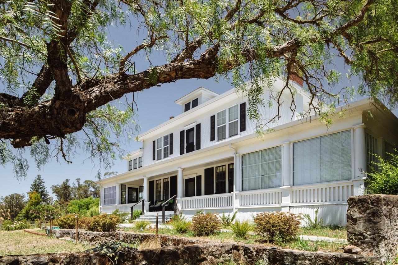 MLS #325080155 img 2