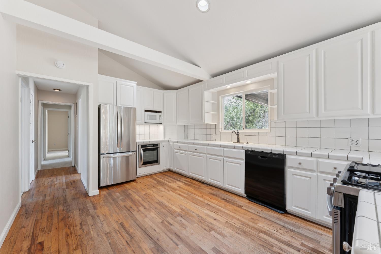 MLS #325080492 img 9