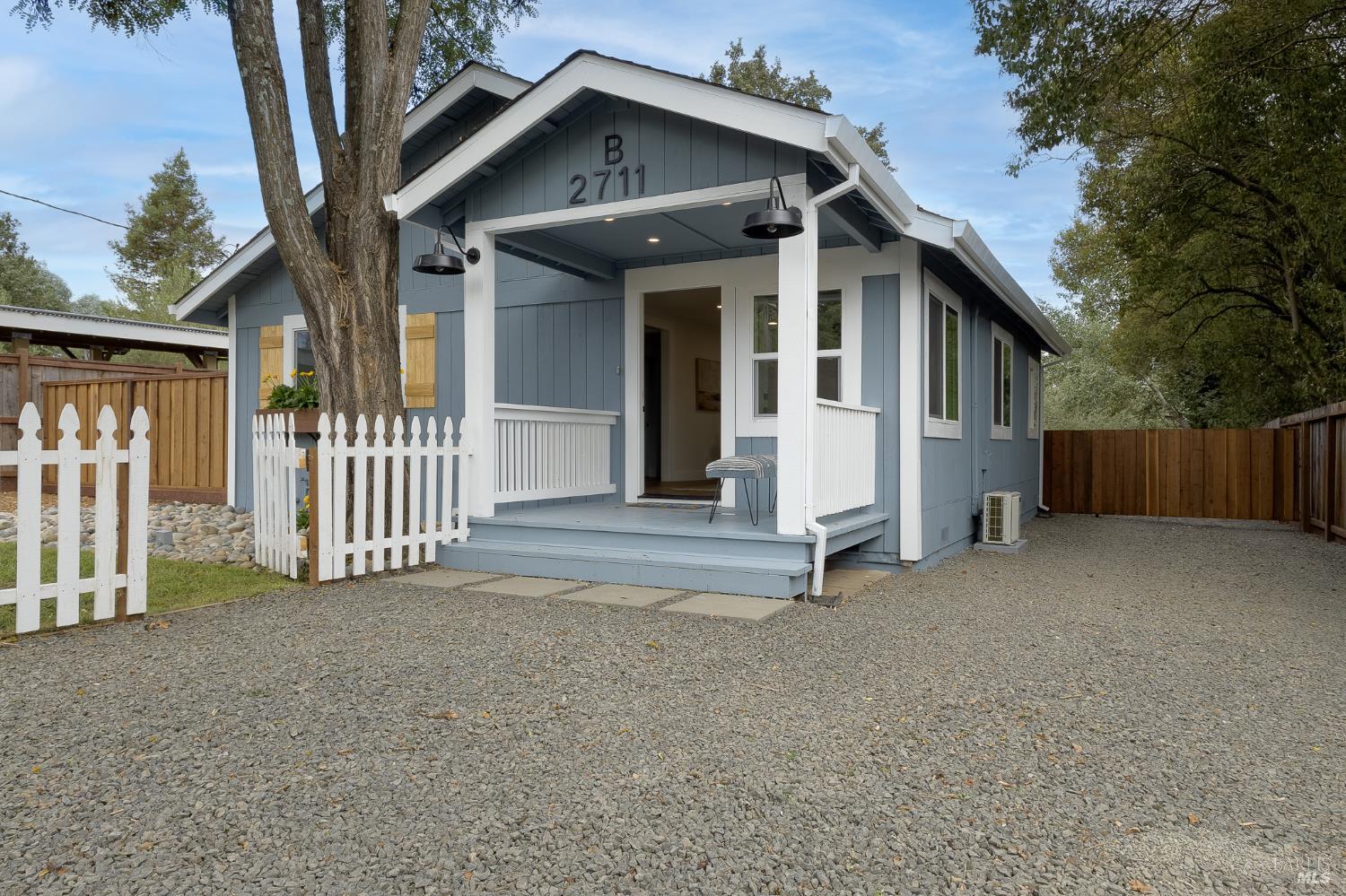 MLS #325080996 img 1