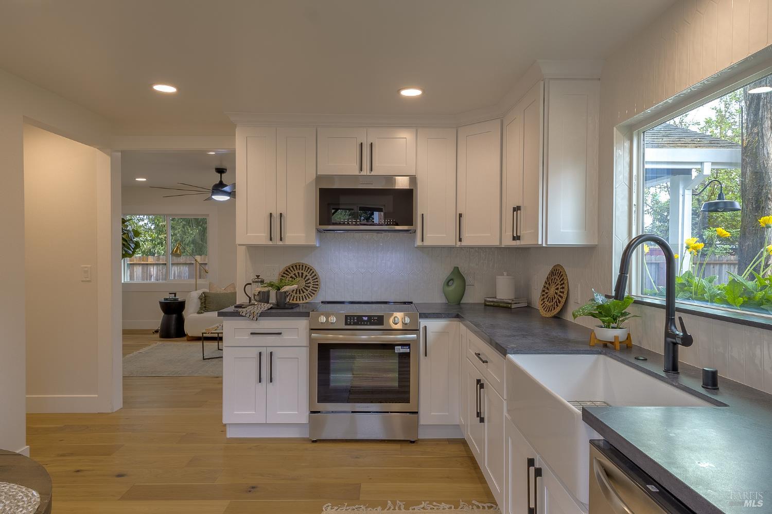 MLS #325080996 img 13