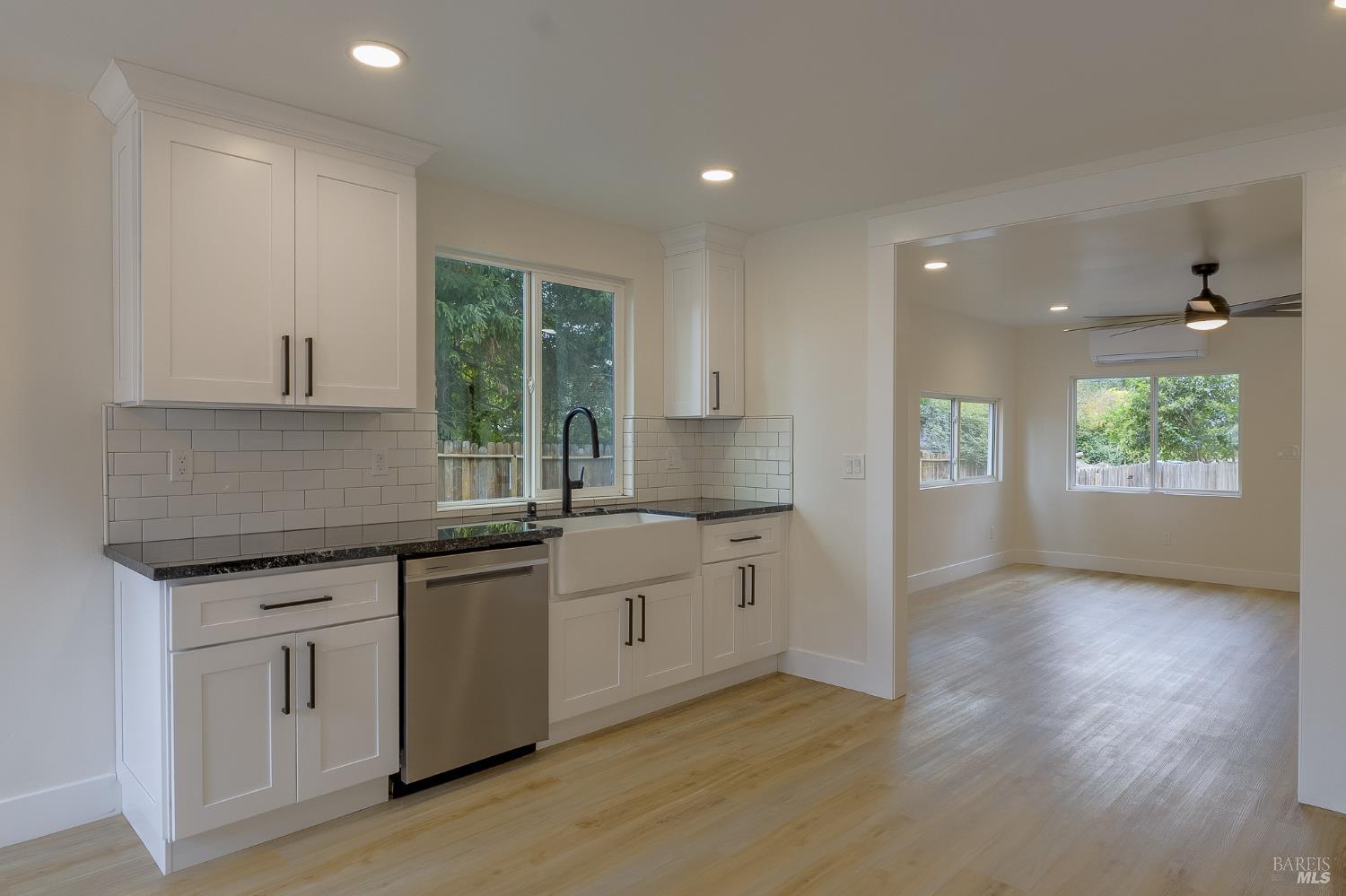 MLS #325080996 img 44