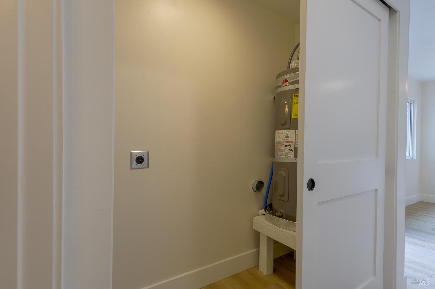 MLS #325080996 img 48