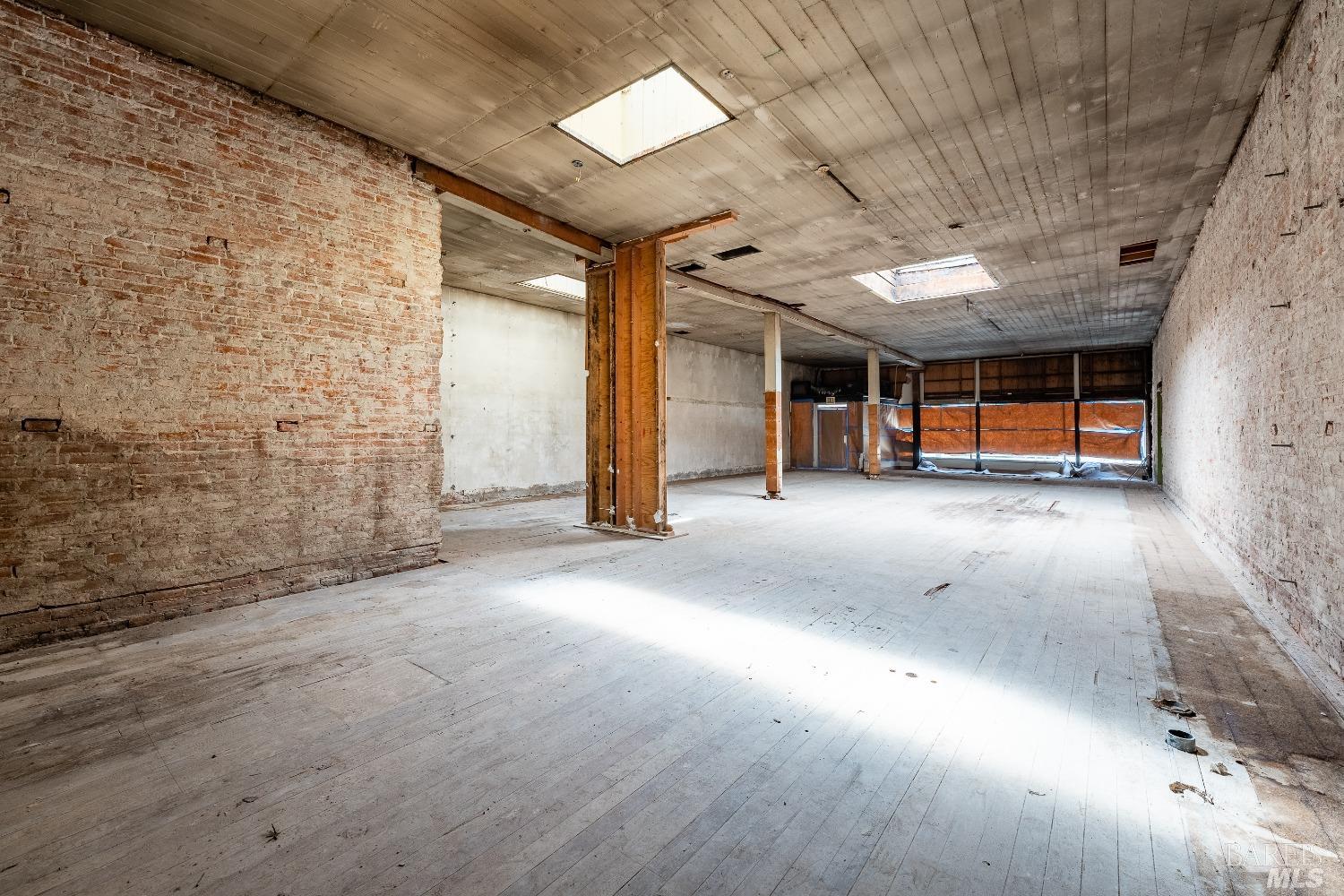 MLS #325091054 img 6