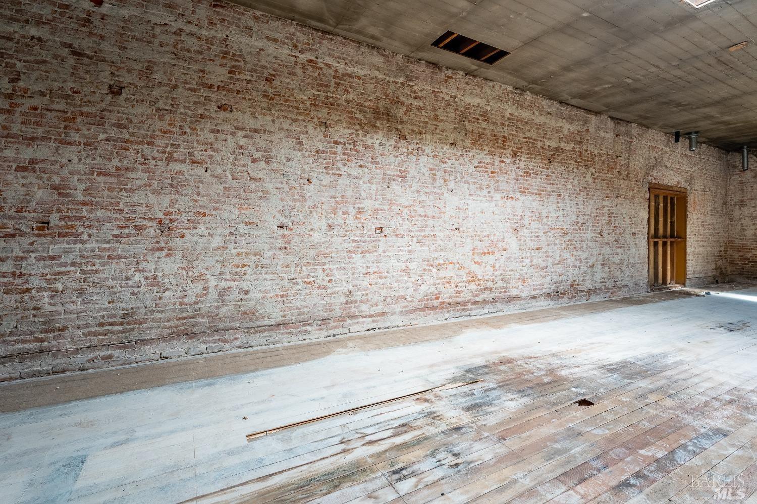 MLS #325091054 img 7