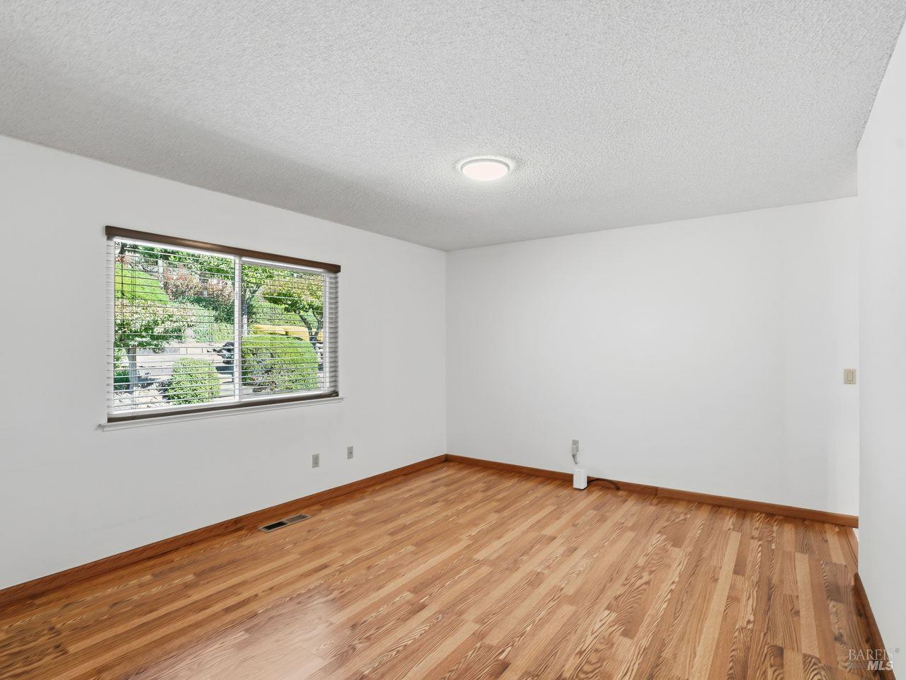 MLS #325091073 img 25