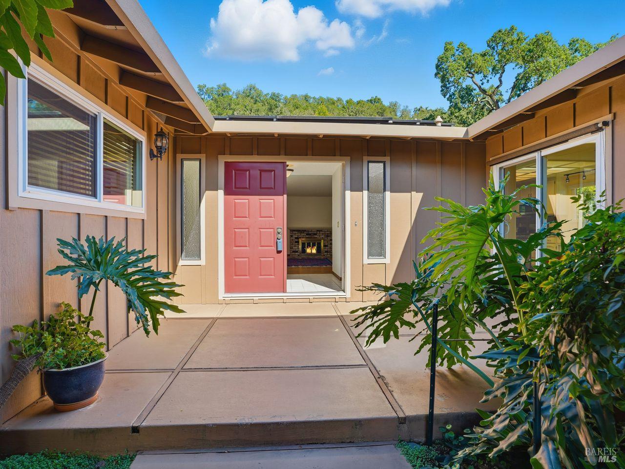 MLS #325091073 img 3