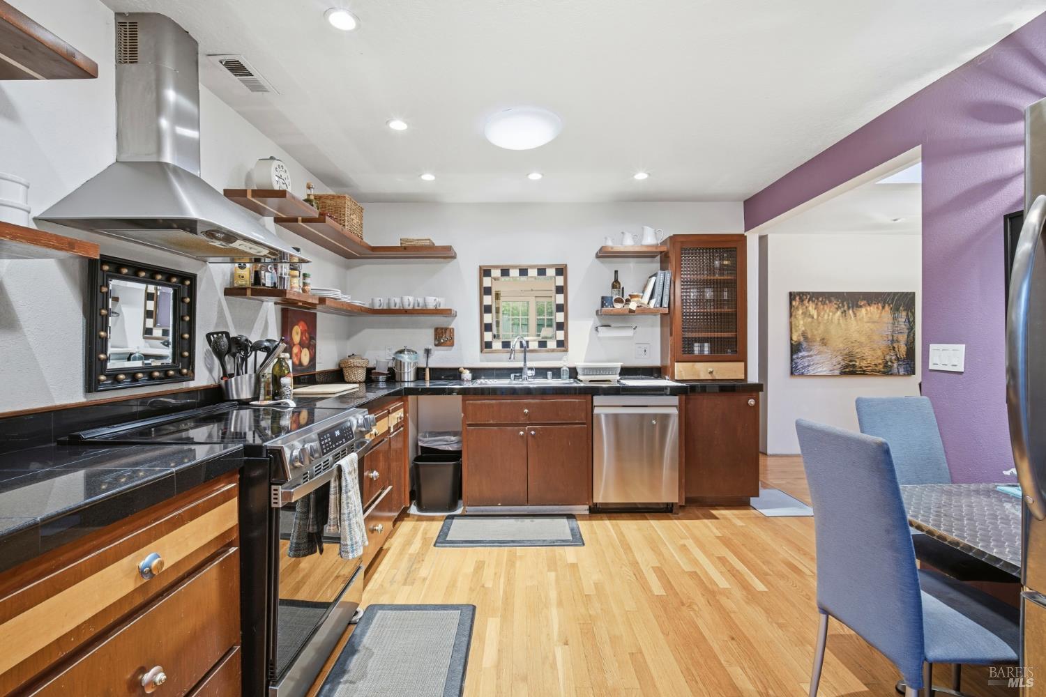 MLS #325098180 img 11