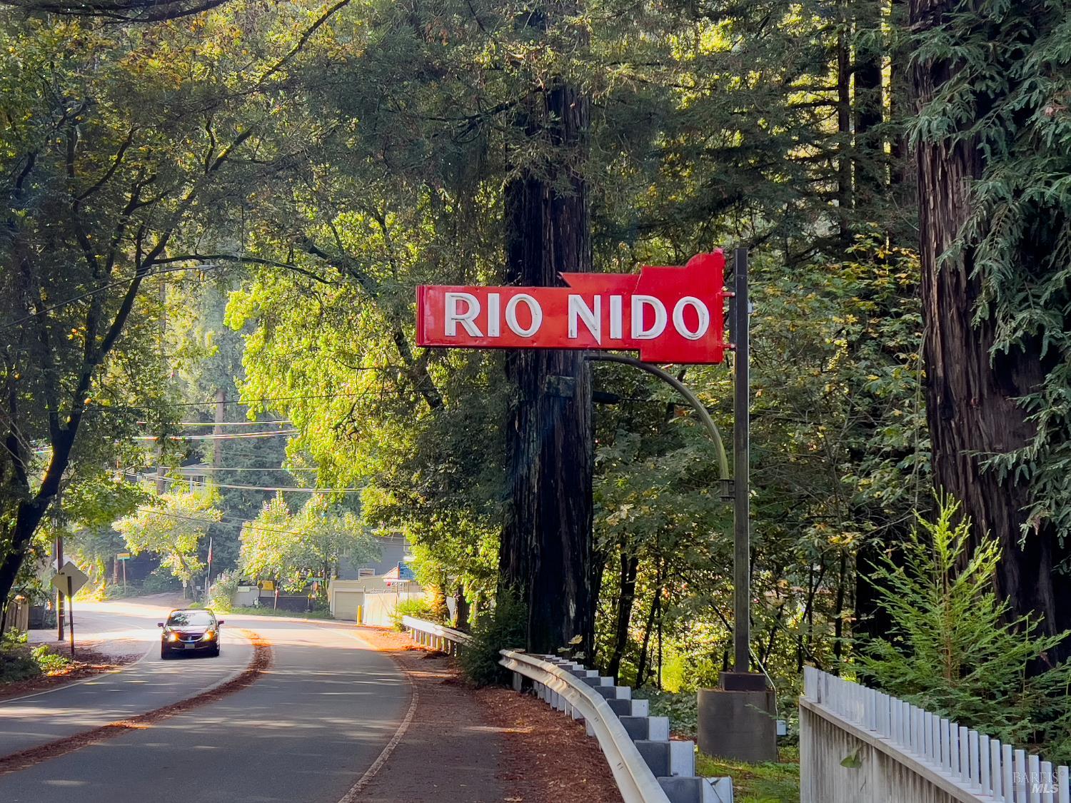 MLS #325098563 img 2