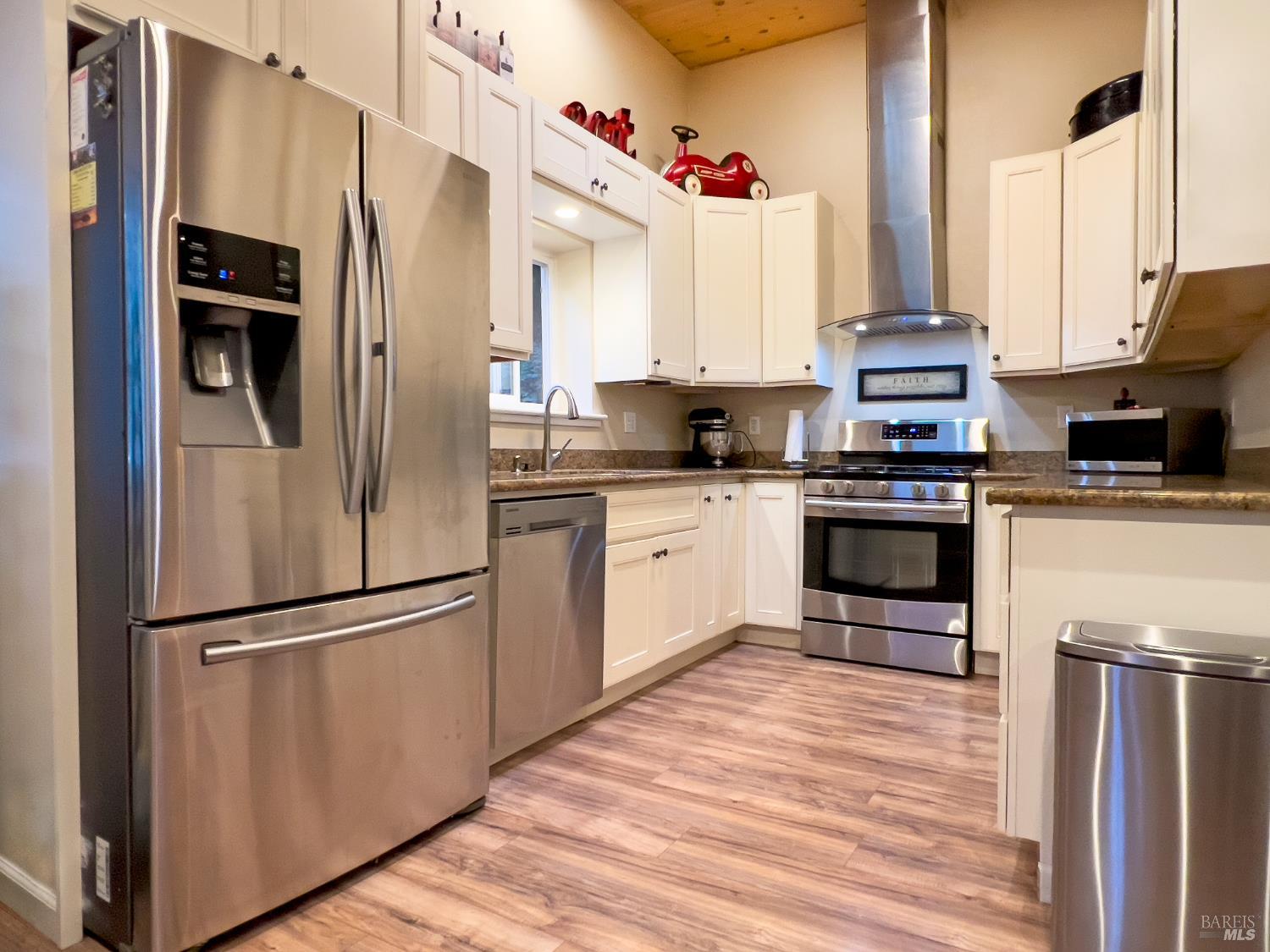 MLS #325098563 img 5