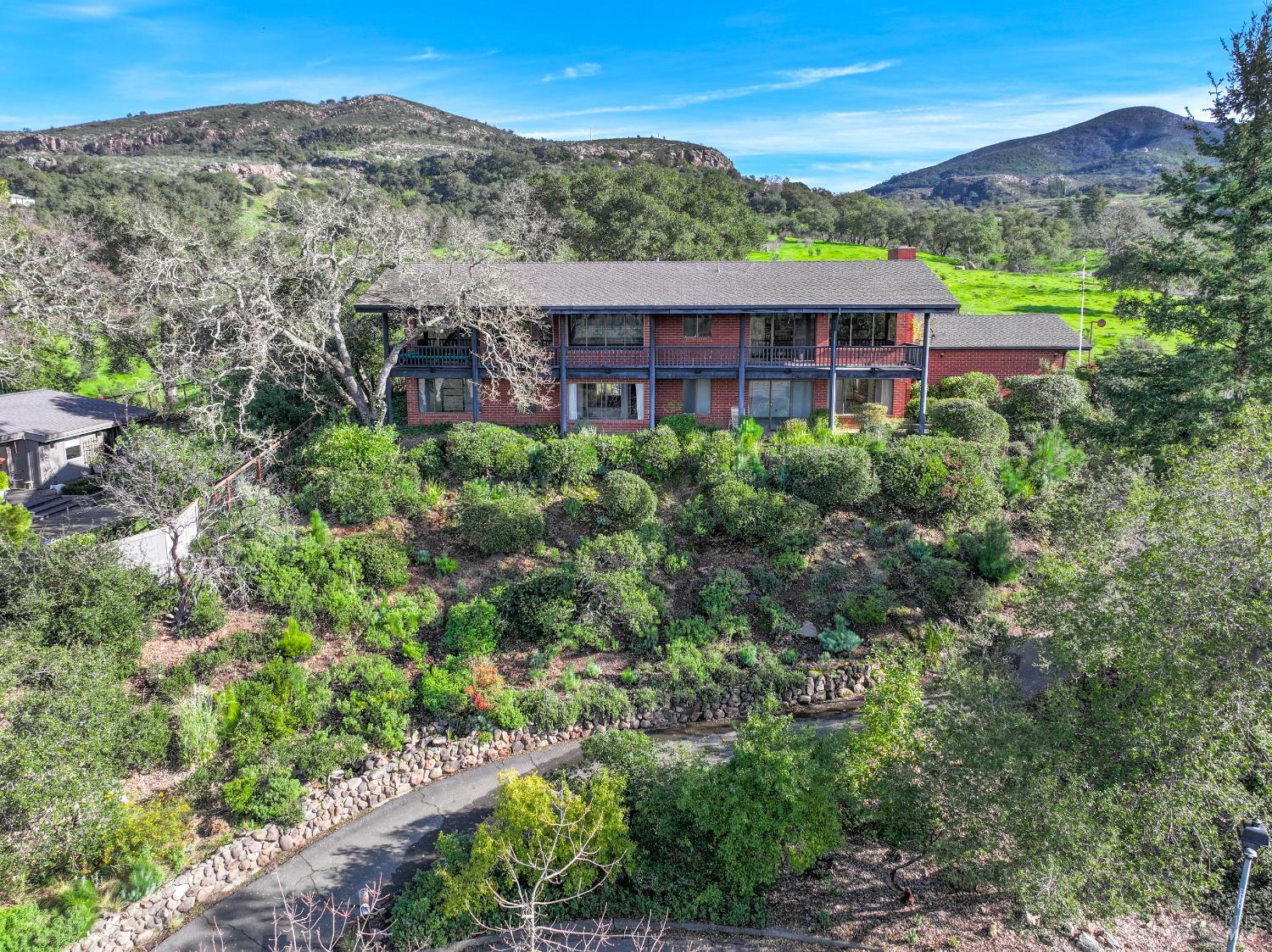 MLS #325100811 img 1