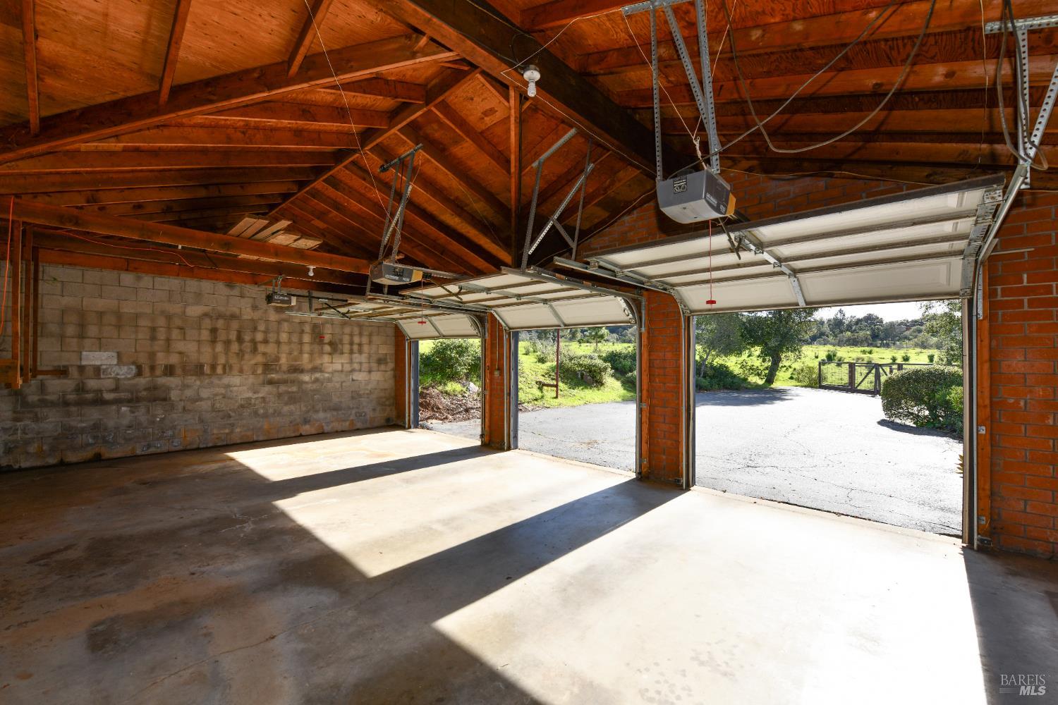 MLS #325100811 img 16