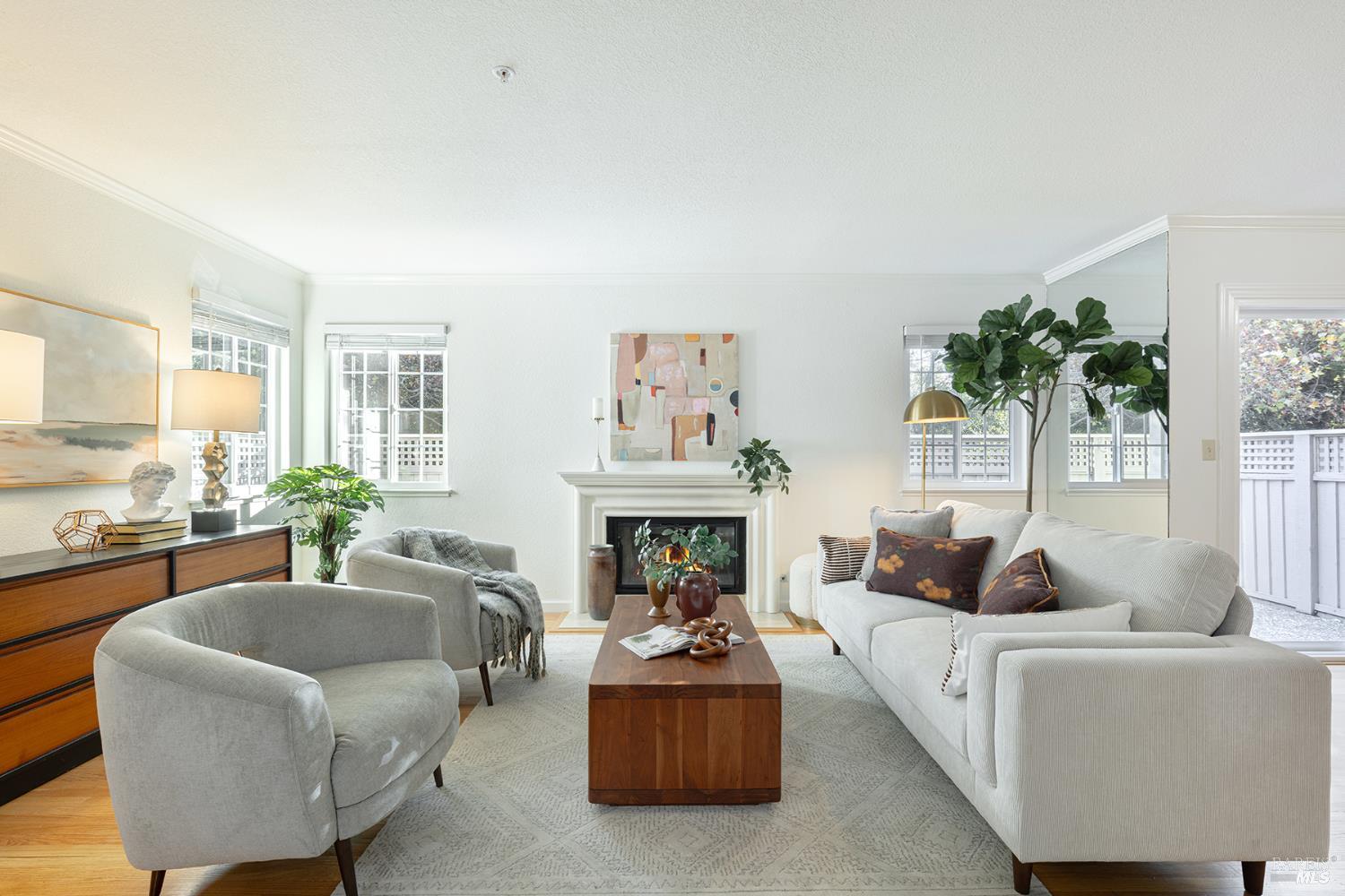 MLS #325101220 img 3