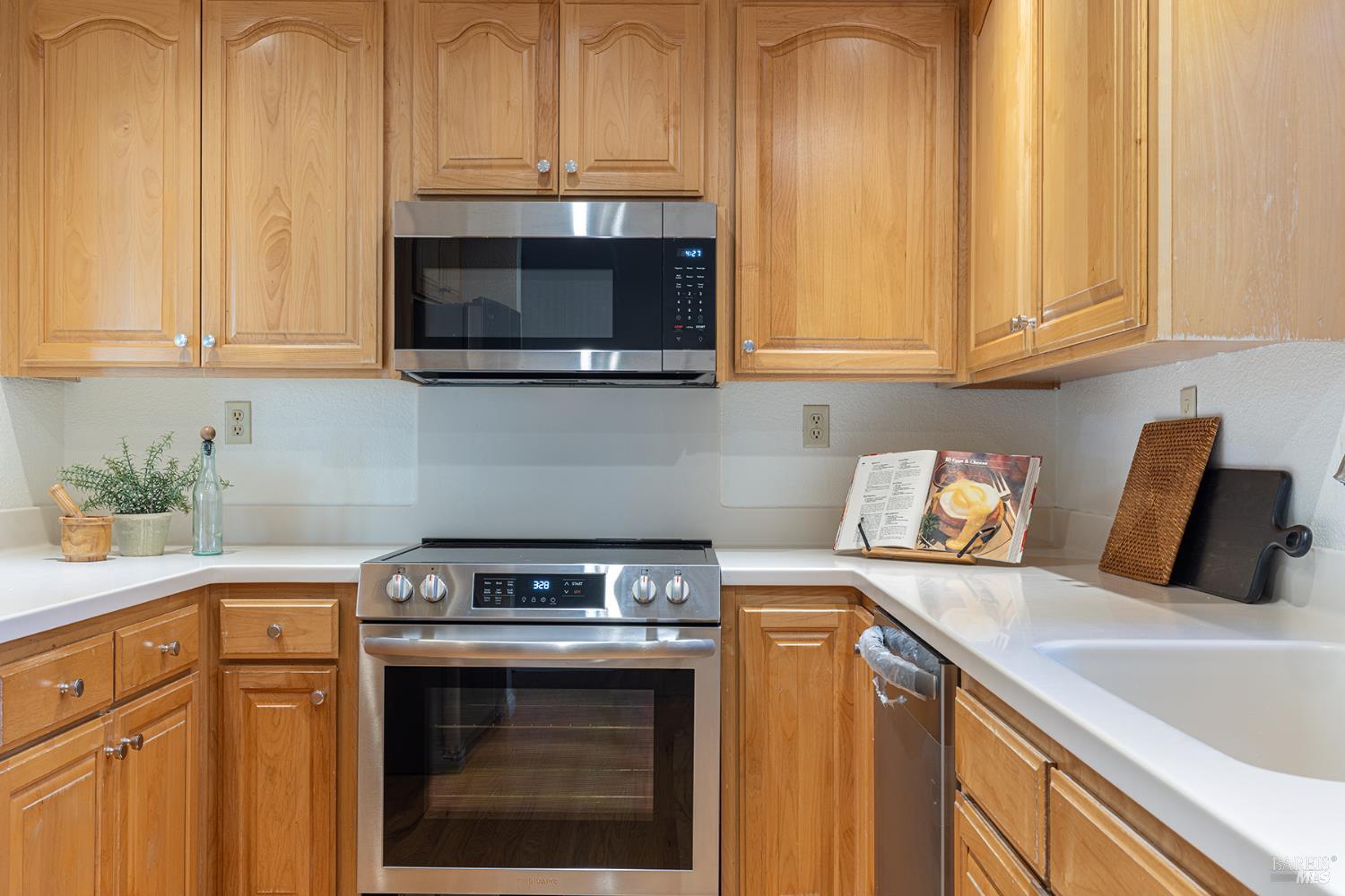 MLS #325101220 img 8