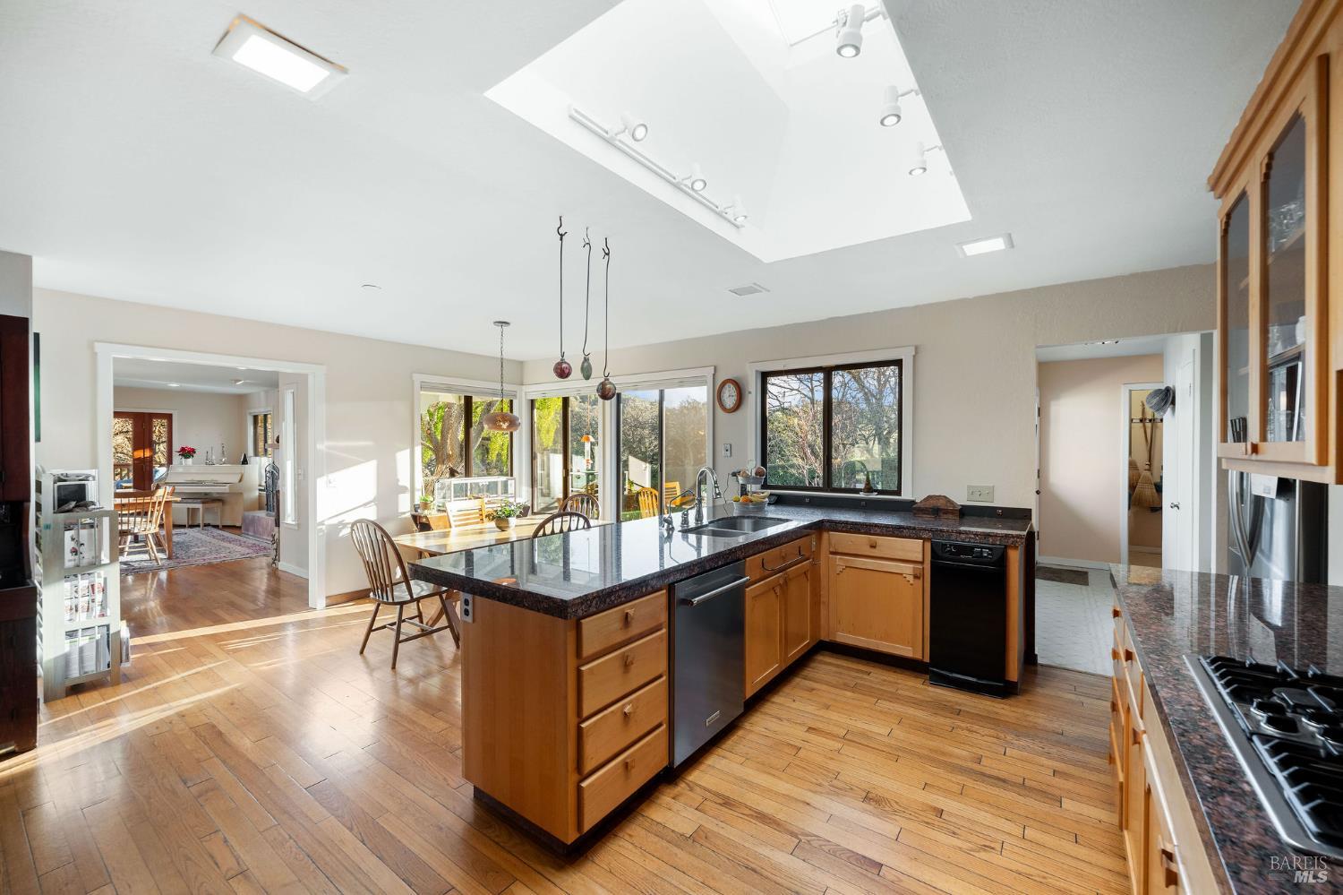 MLS #325103651 img 14