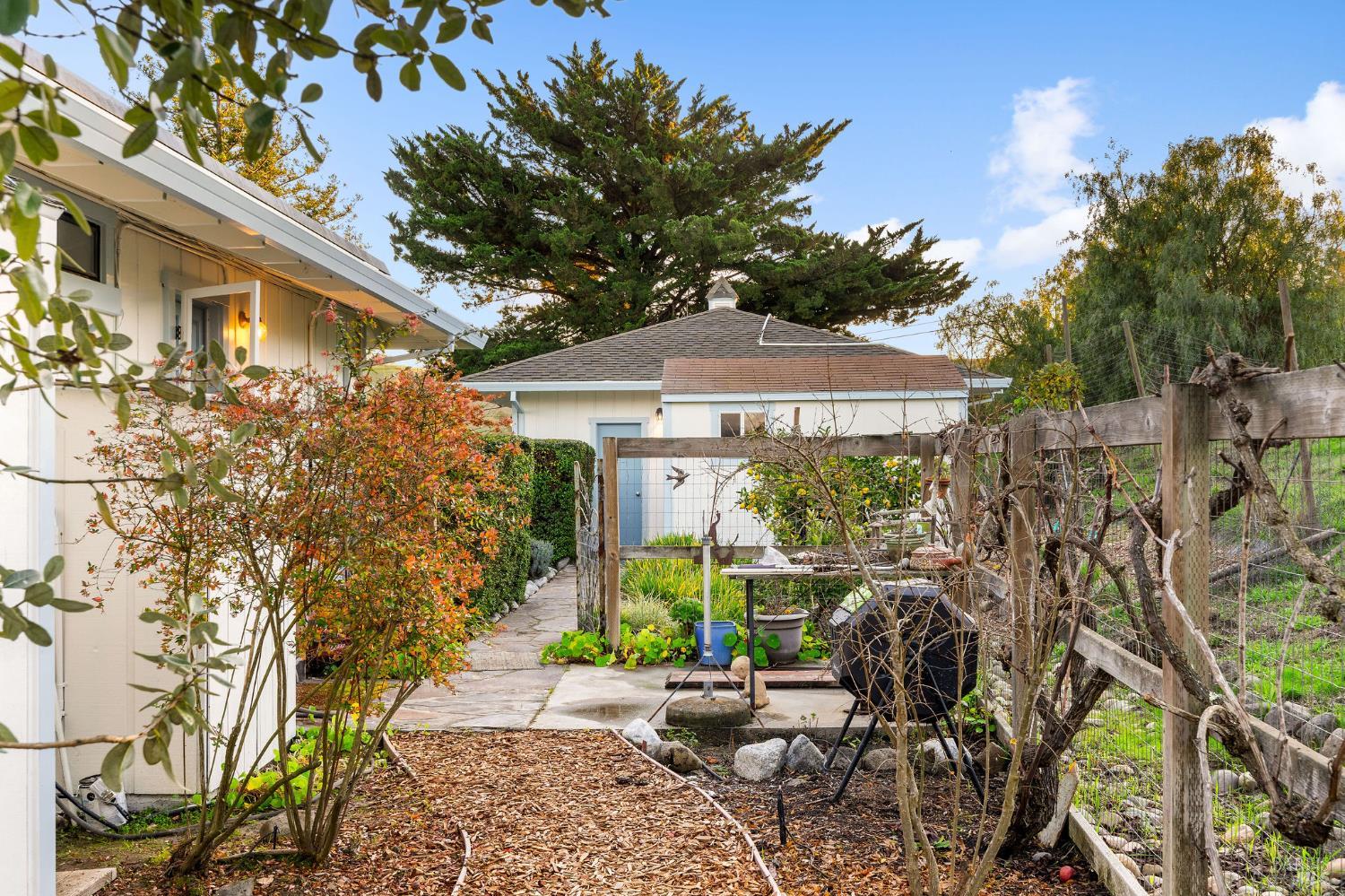 MLS #325103651 img 50