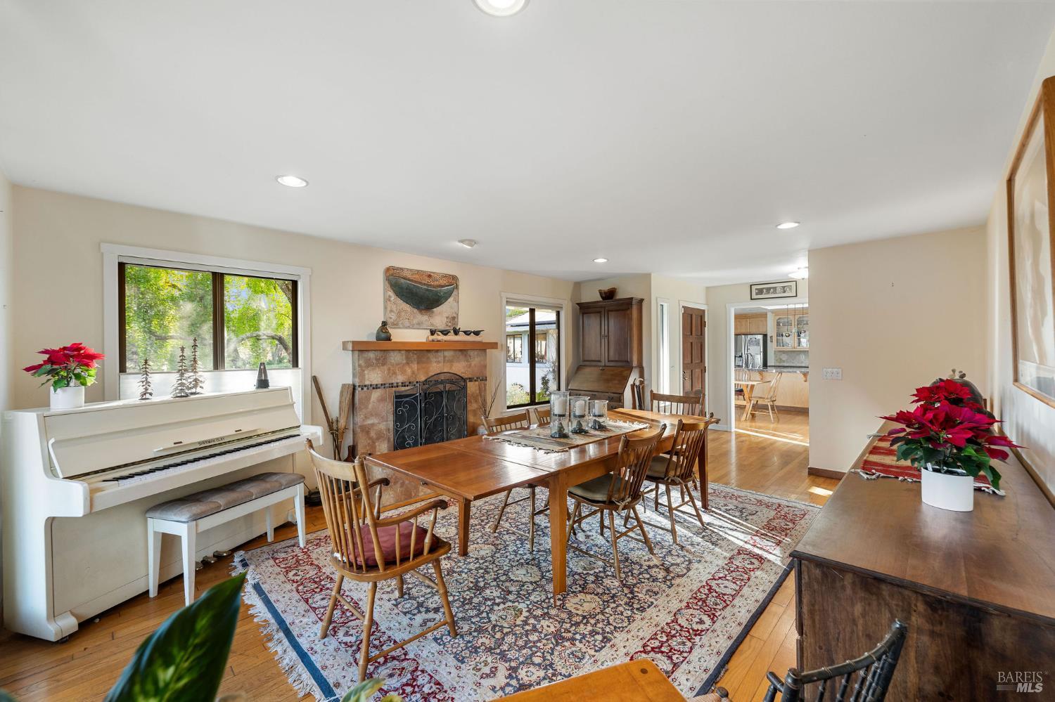 MLS #325103651 img 9