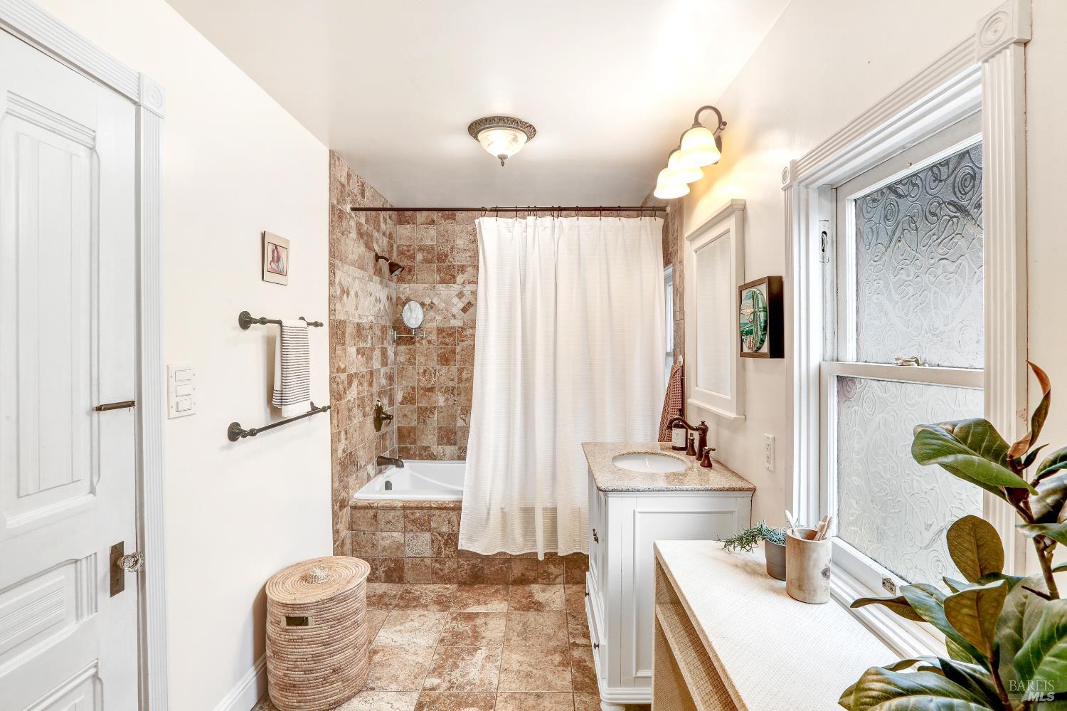 MLS #325104381 img 16