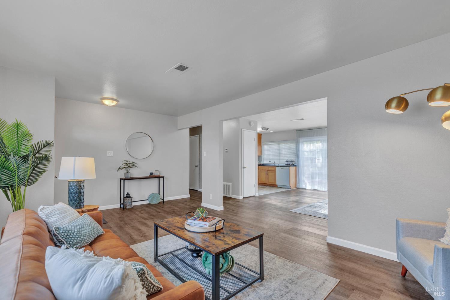 MLS #326000021 img 3