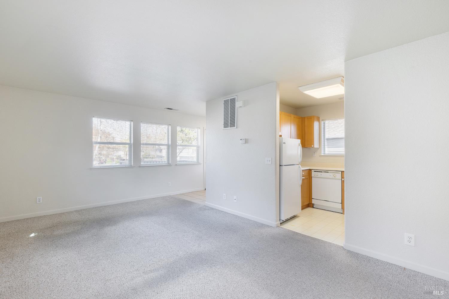 MLS #326001407 img 6