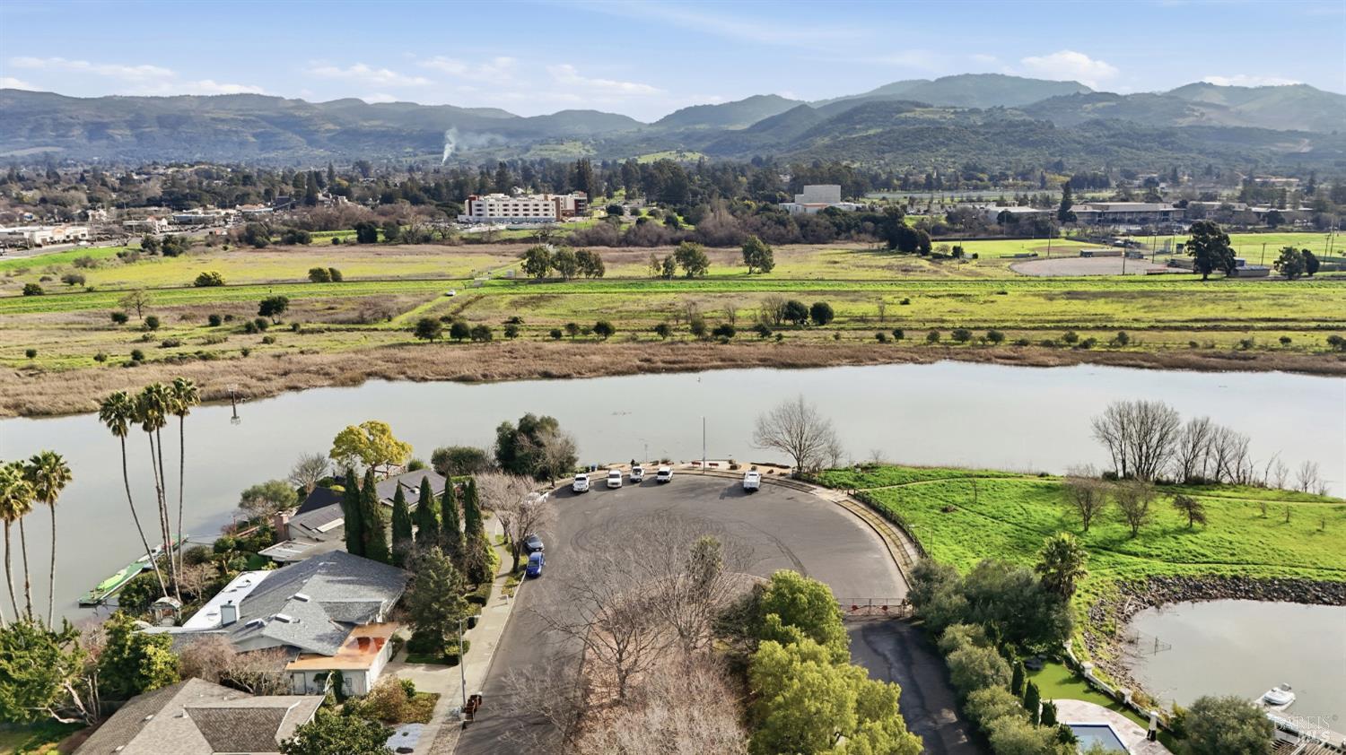 MLS #326006139 img 48