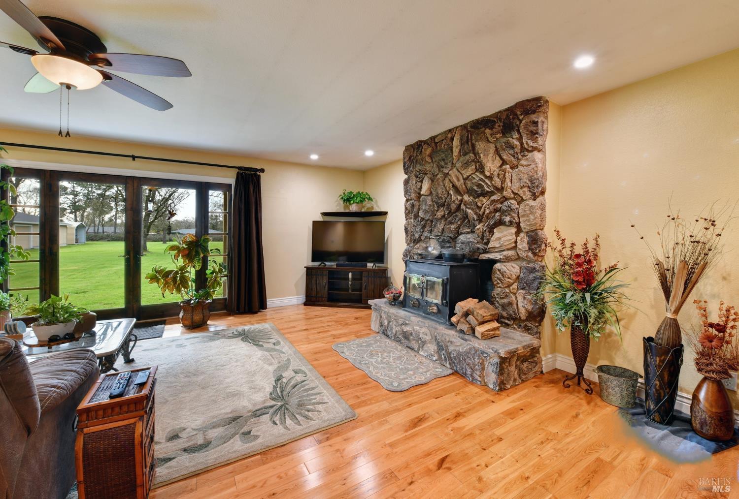 MLS #326008523 img 10