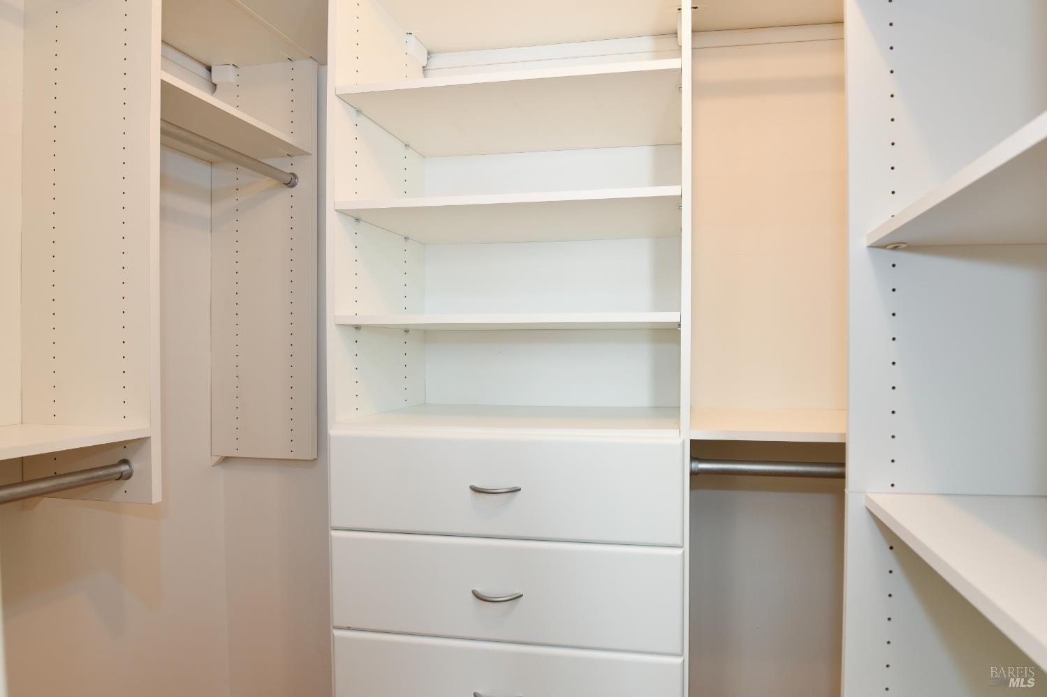 MLS #326010040 img 25