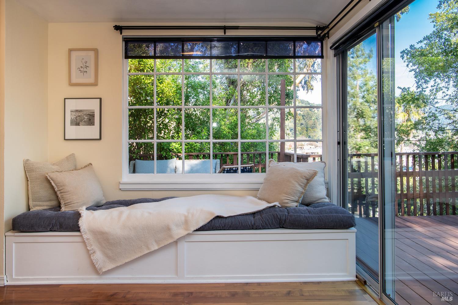 MLS #326010084 img 7