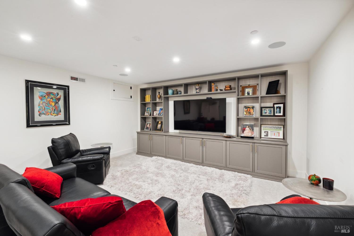 MLS #326010193 img 24