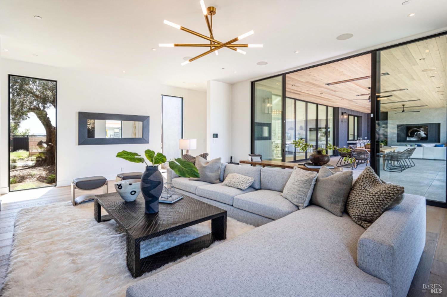 MLS #326011386 img 27