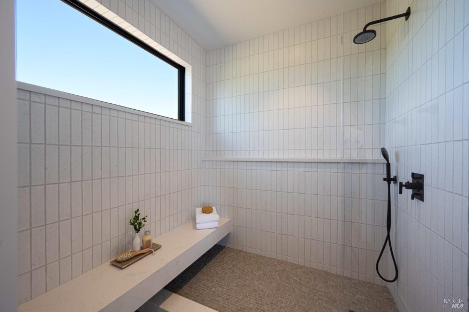 MLS #326011386 img 48
