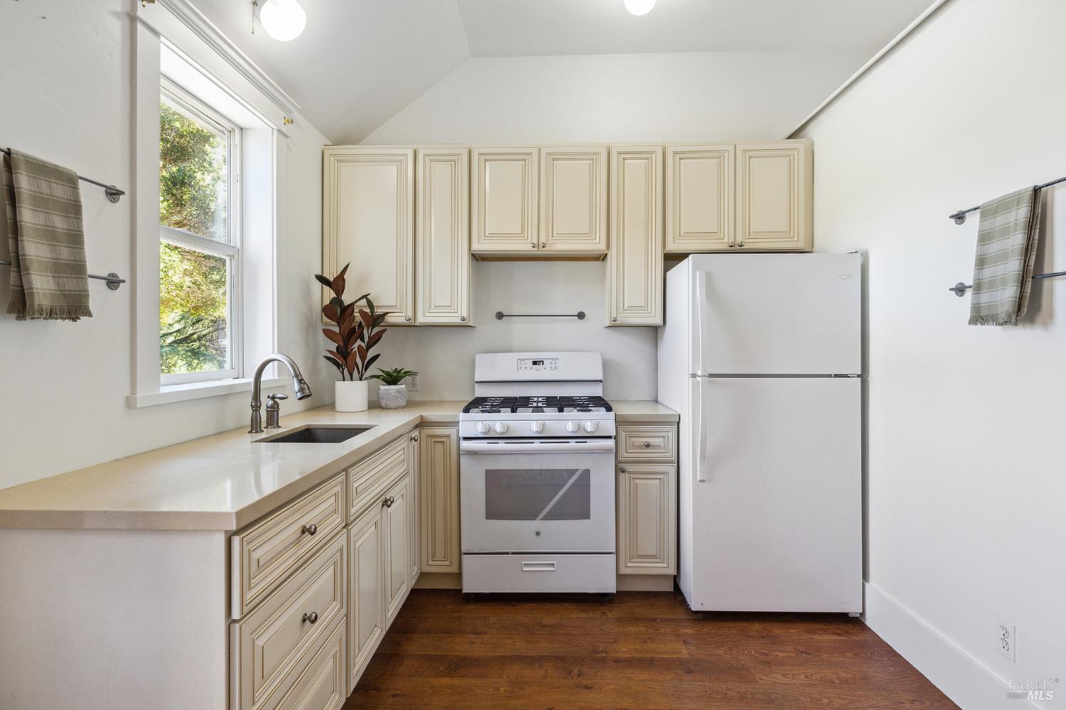 MLS #326011813 img 44