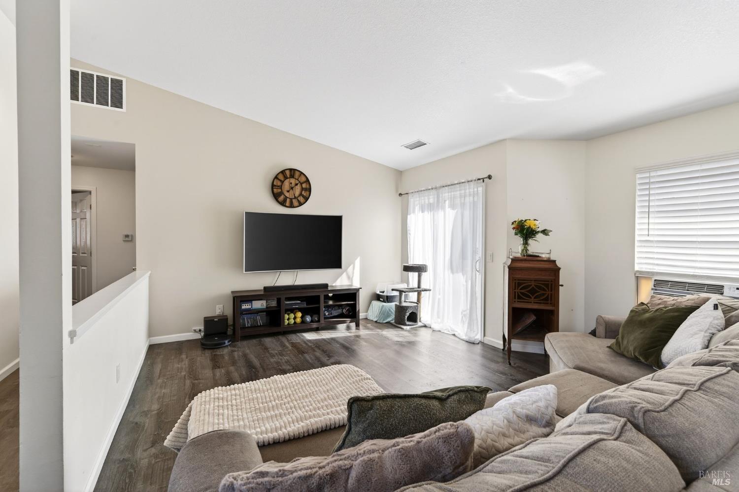 MLS #326012607 img 8