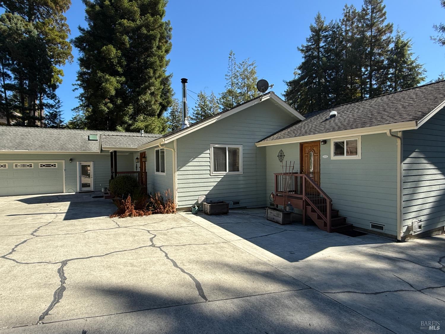 MLS #326013967 img 1