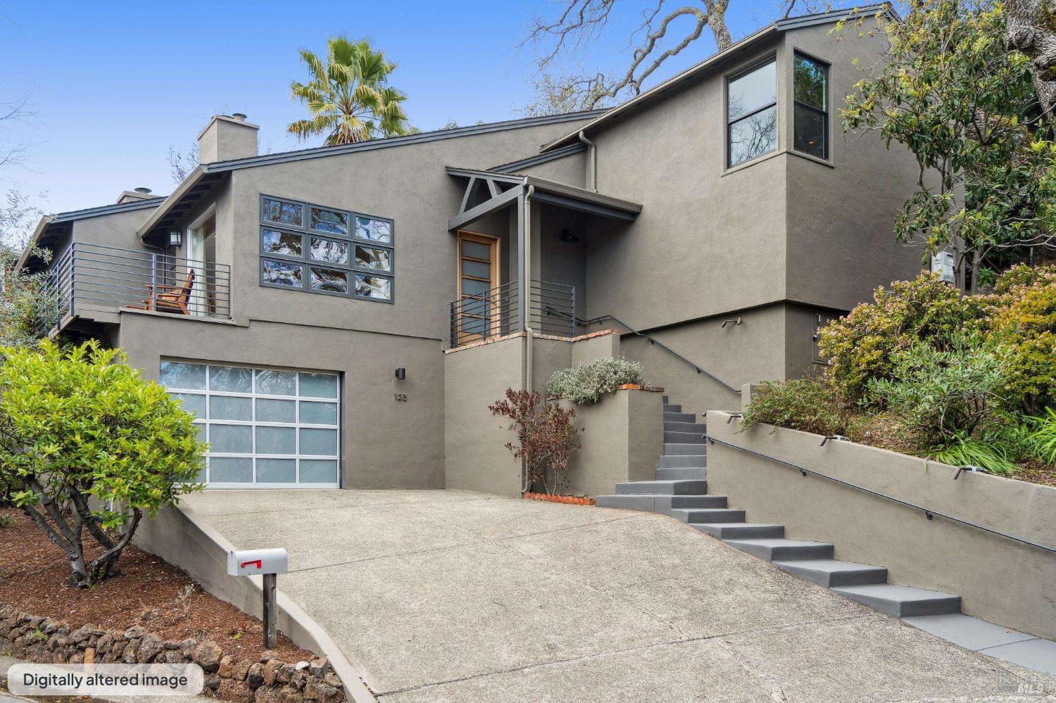 MLS #326014575 img 0