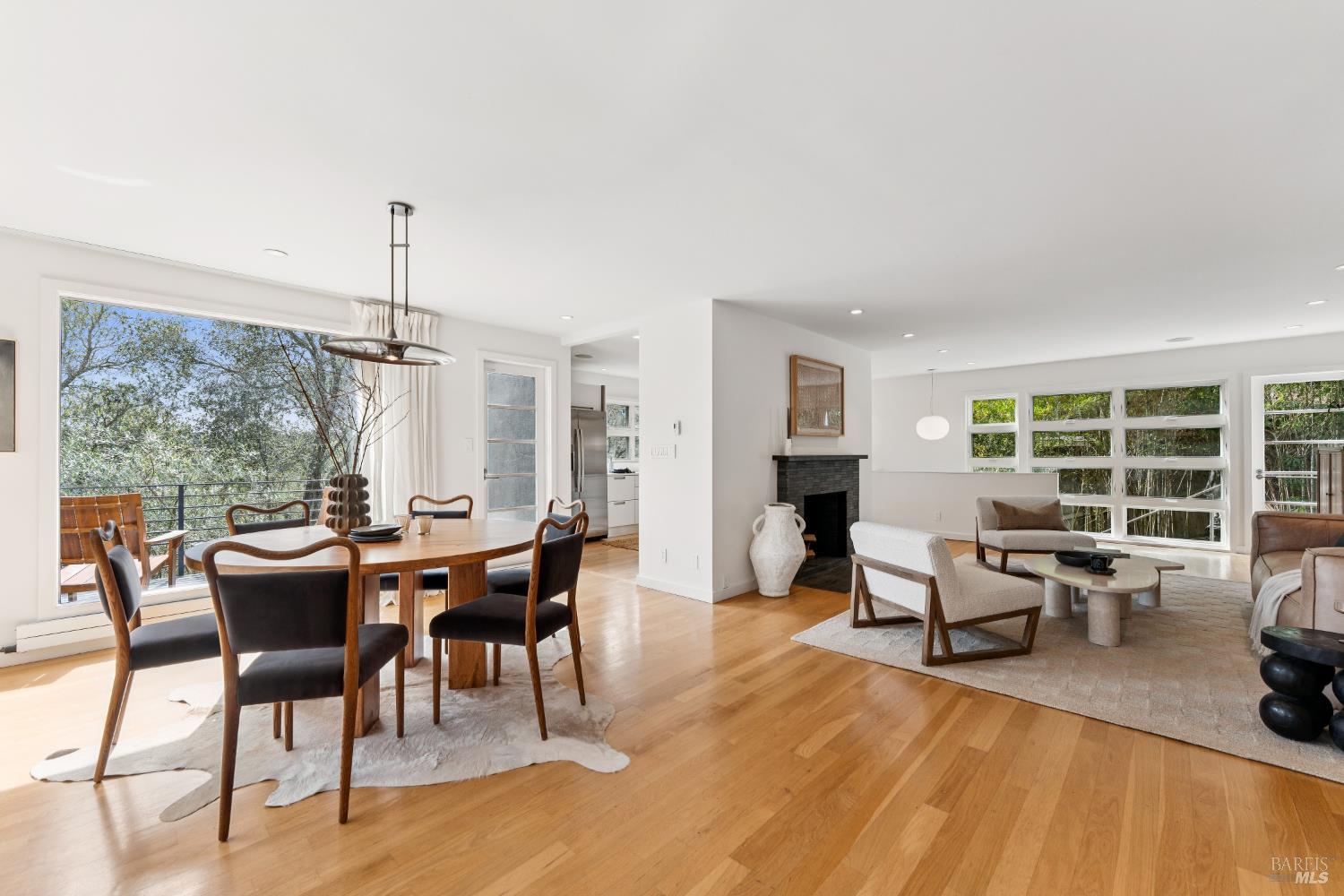 MLS #326014575 img 2