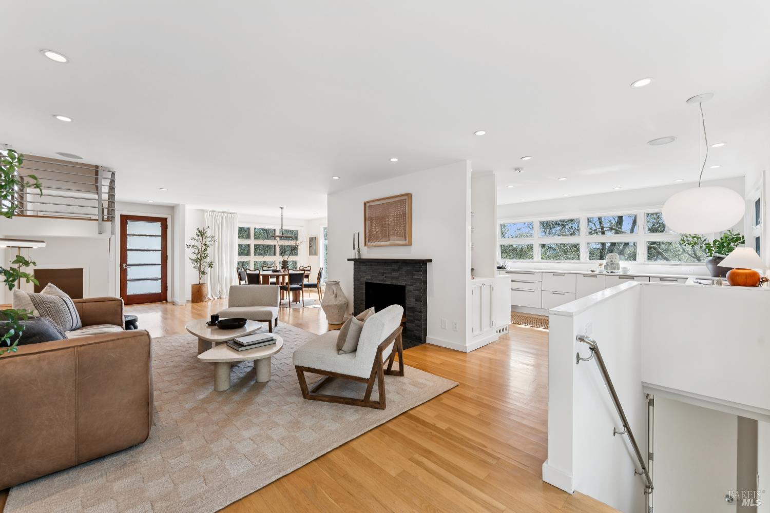 MLS #326014575 img 6