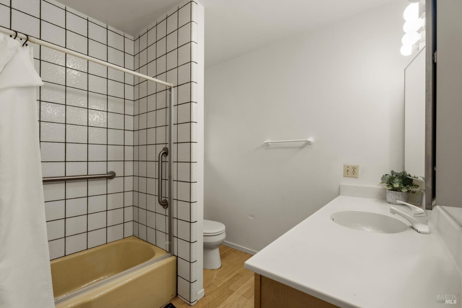 MLS #326016200 img 13