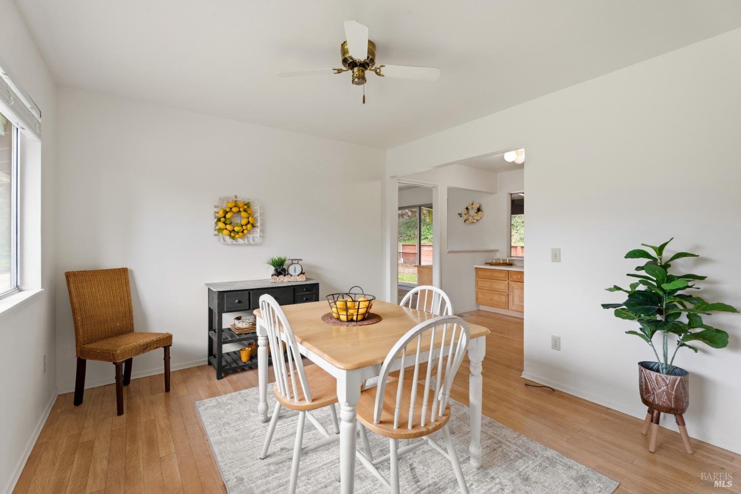 MLS #326016200 img 4