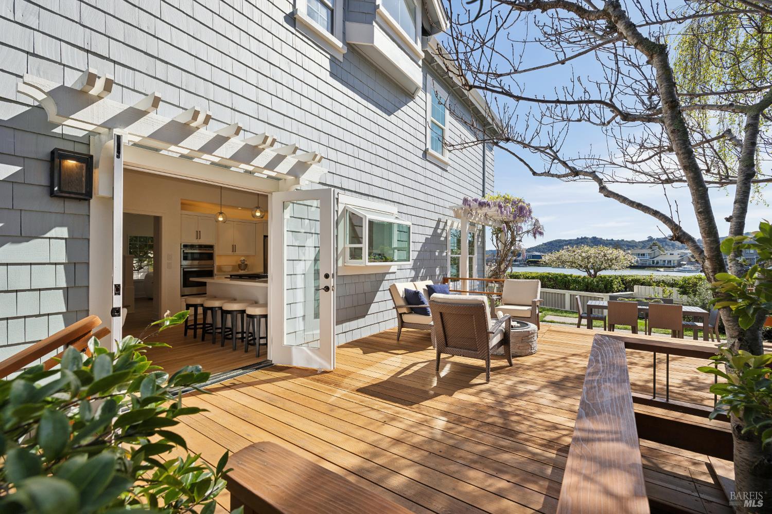 MLS #326016612 img 2