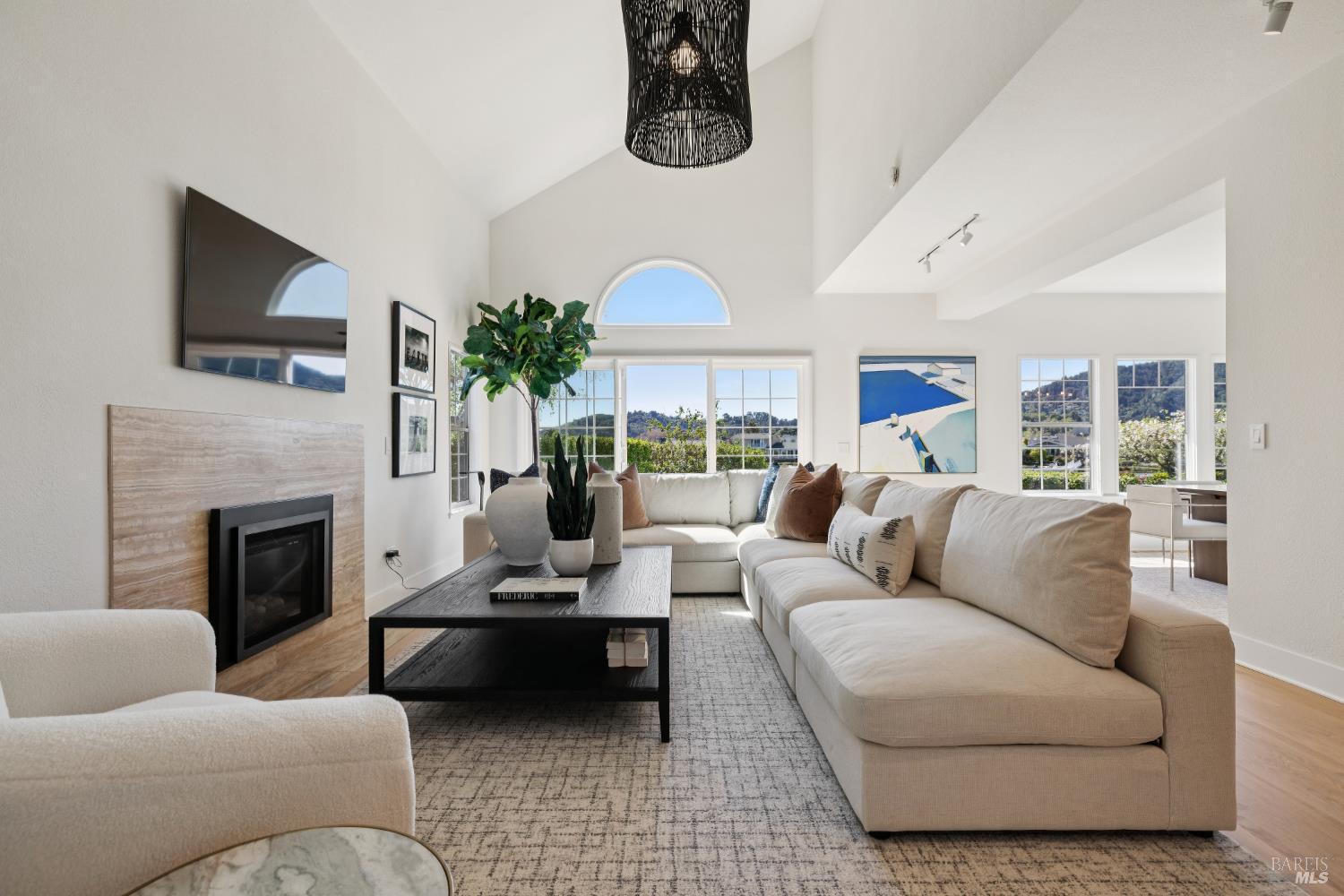 MLS #326016612 img 5