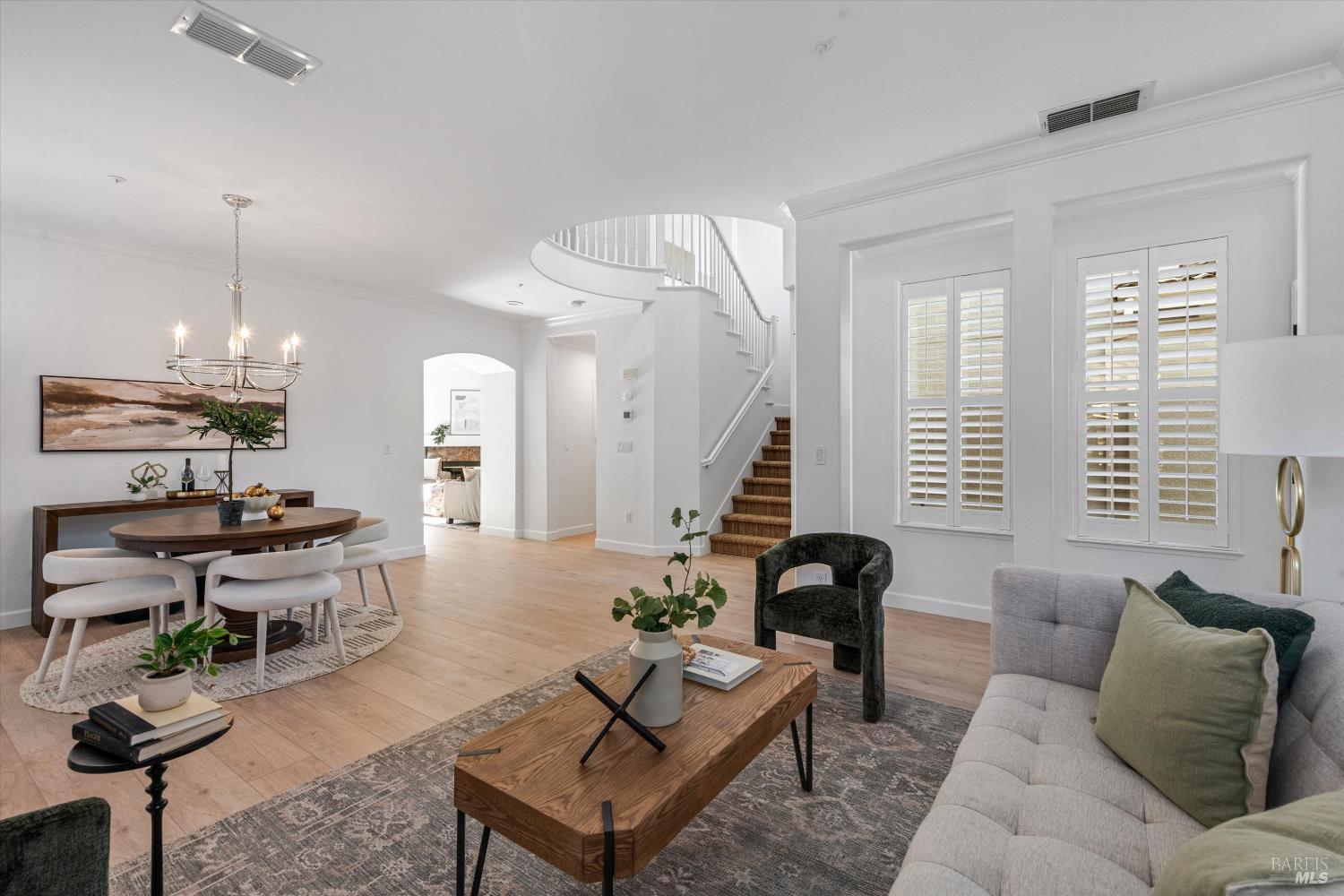 MLS #326017124 img 1