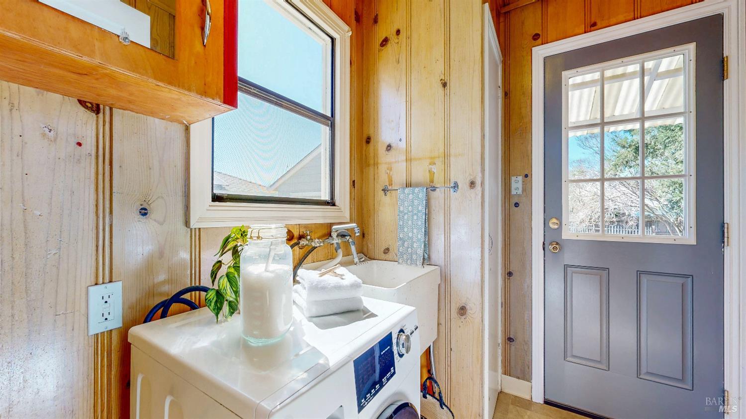 MLS #326018040 img 13