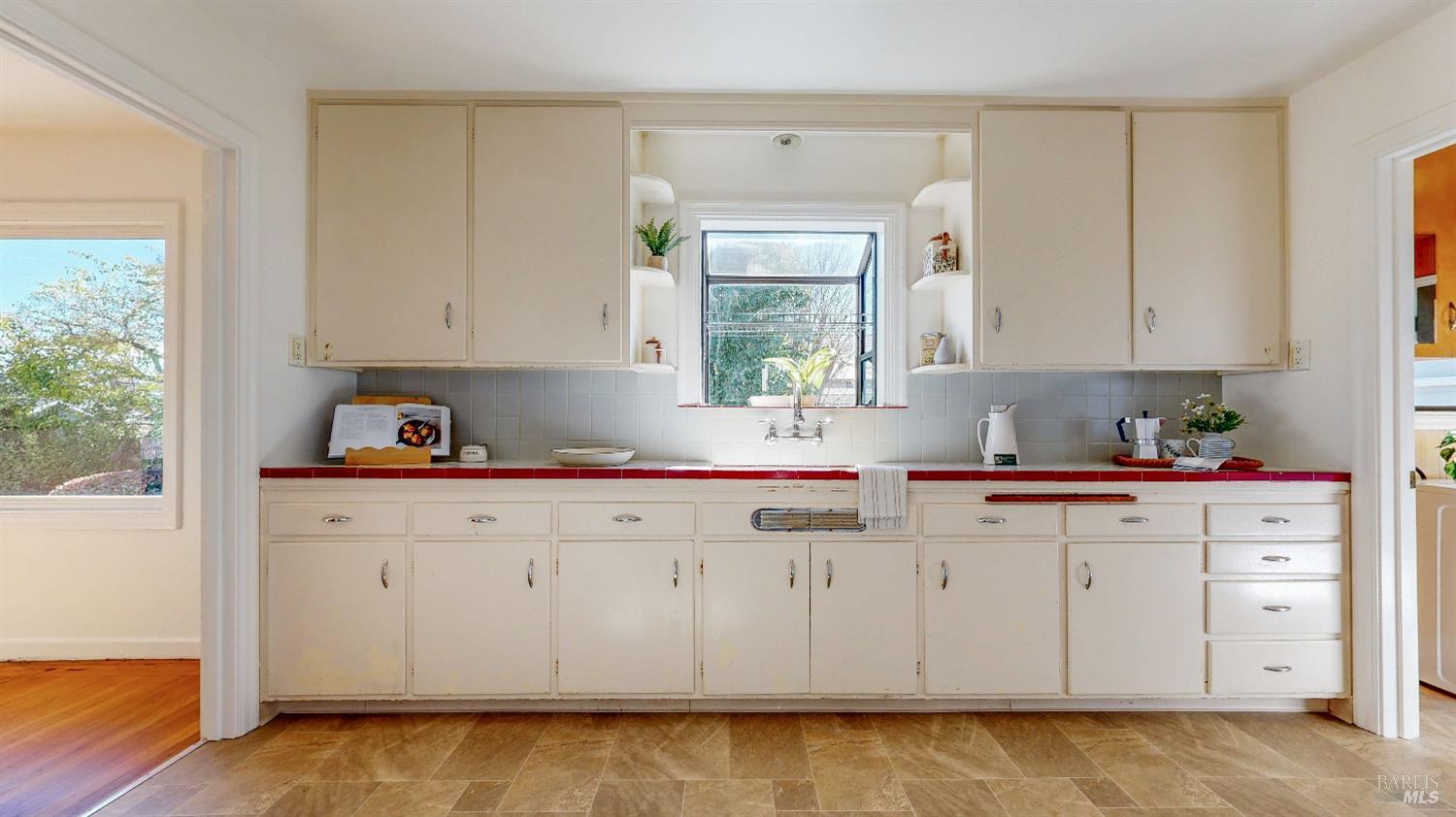 MLS #326018040 img 7