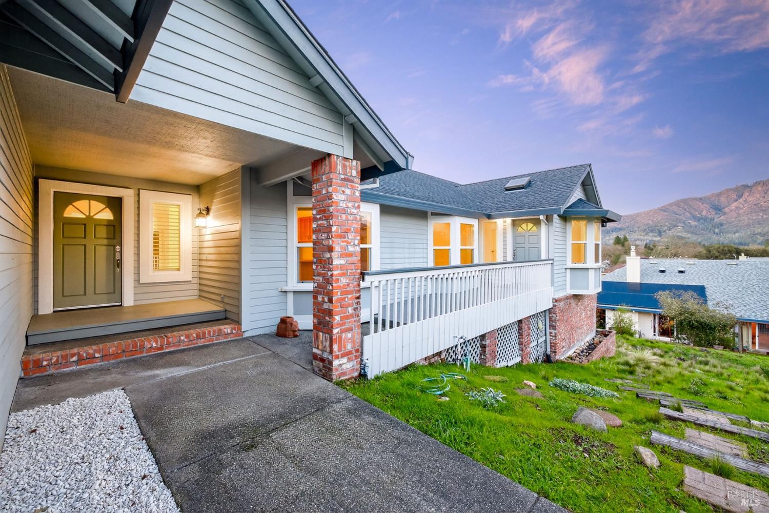 MLS #326018369 img 2